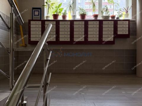 1-komnatnaya-ul-verhnepecherskaya-d-7-k1 фото
