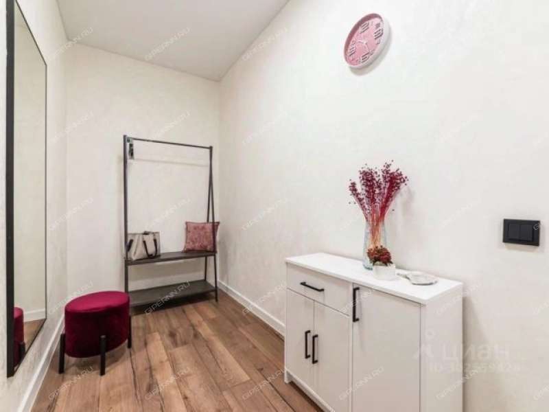 однокомнатная квартира на Московском шоссе дом 17 к1