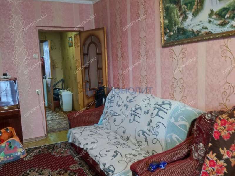 трёхкомнатная квартира на Молитовской улице дом 2