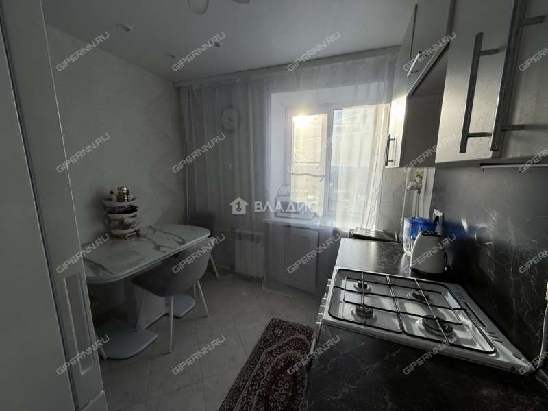 двухкомнатная квартира на проспекте Циолковского дом 79 город Дзержинск